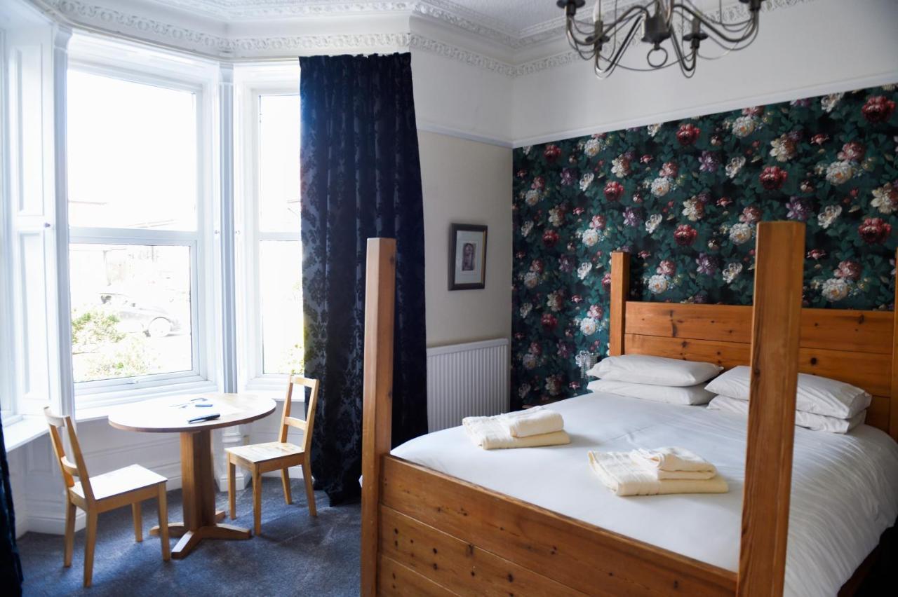 Hillcrest 4* Whitby