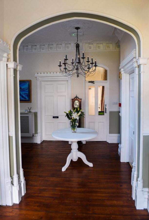 Hillcrest Bed & Breakfast 4*