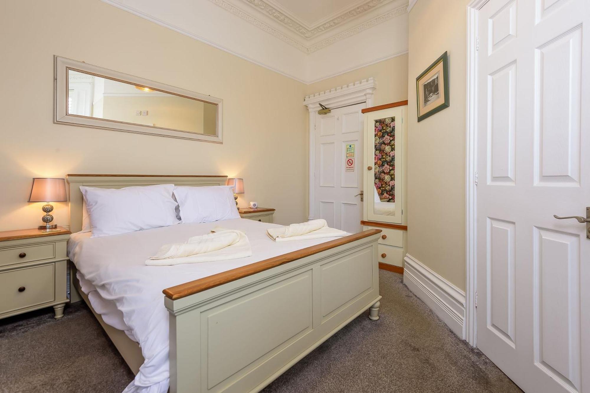Hillcrest 4* Whitby